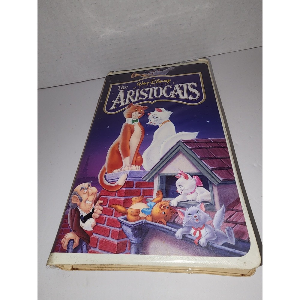 Walt Disney Masterpiece The Aristocats VHS Movie in Clamshell case